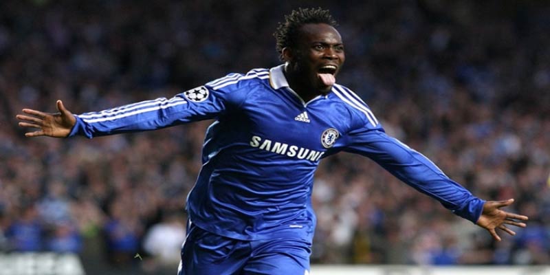 Michael Essien: The Unstoppable Force in Chelsea's Midfield